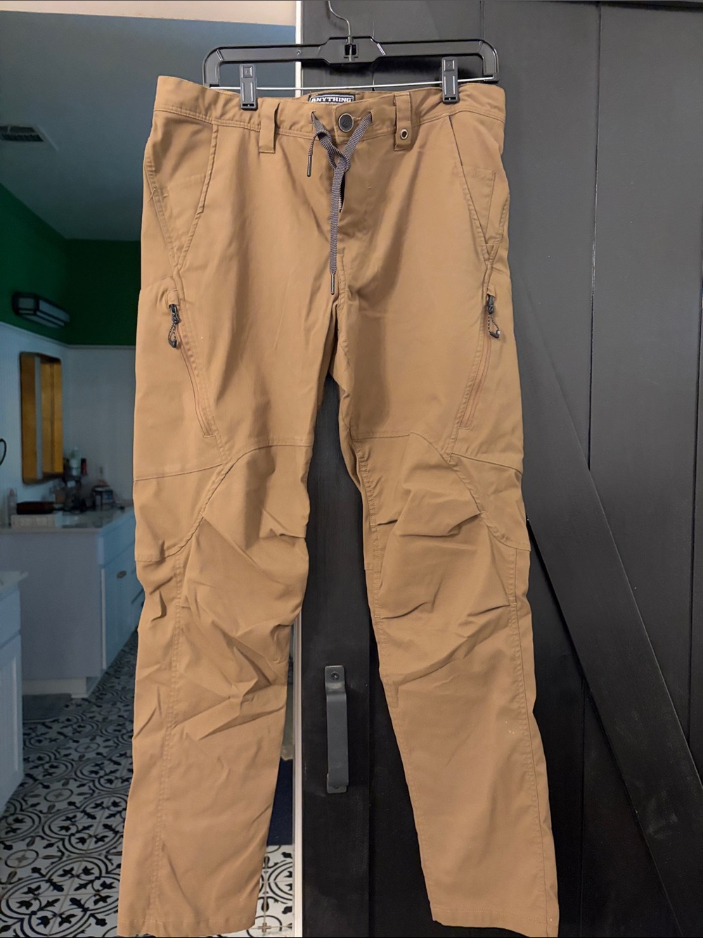 686 Men’s Cargo Pants in Khaki Brown